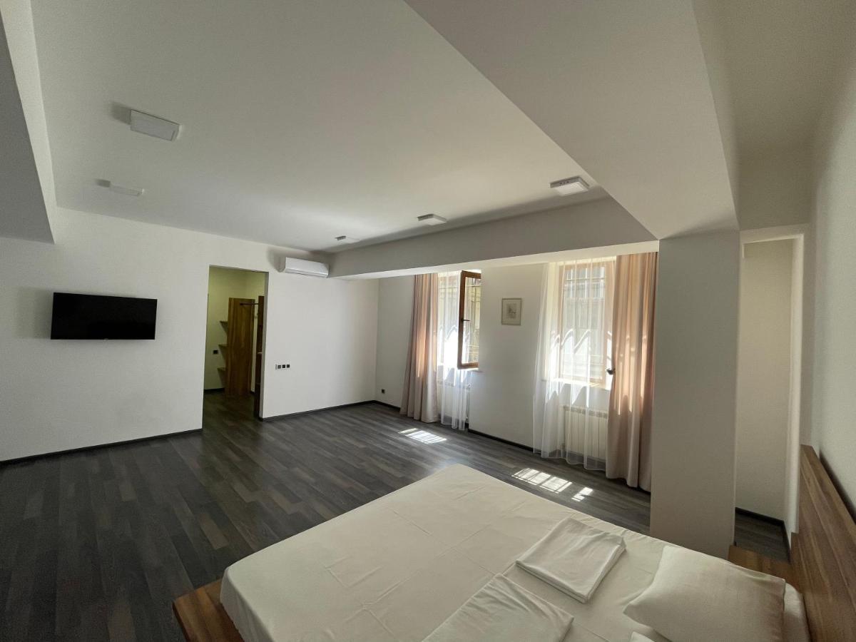One Day Hotel Ереван Екстериор снимка